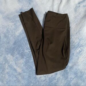 𝅺athleta leggings with zip up pockets
